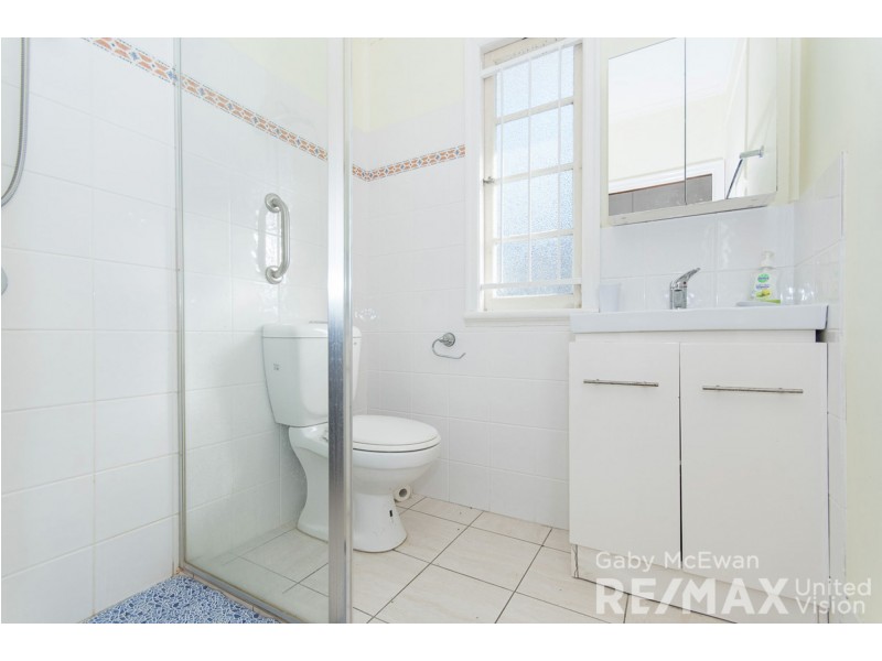 94 Adelaide Street, Carina QLD 4152