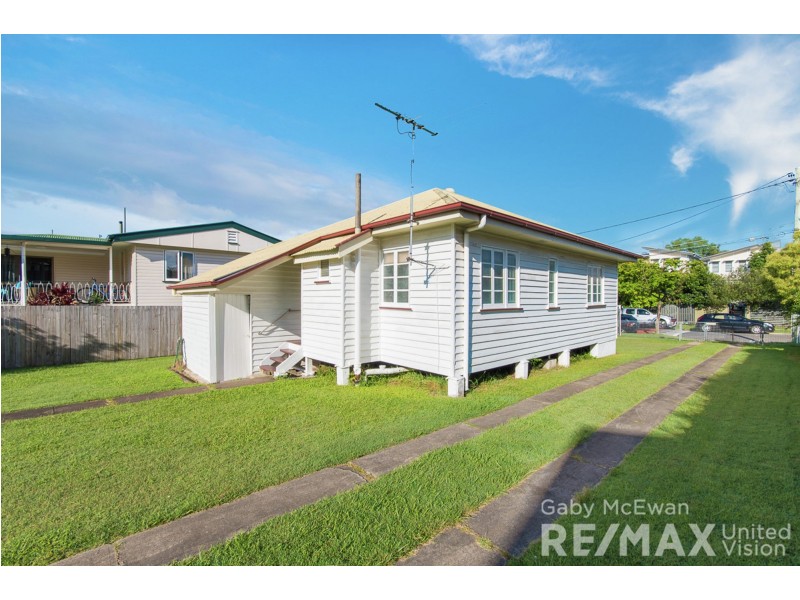 94 Adelaide Street, Carina QLD 4152