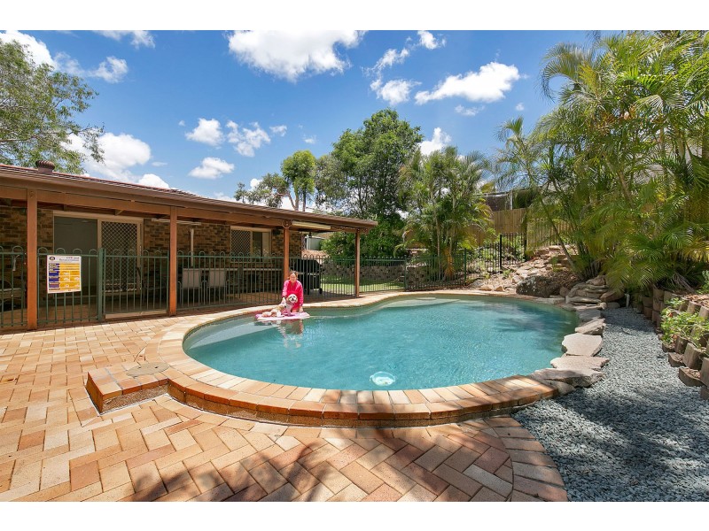 8 Leilani Court, Carina QLD 4152