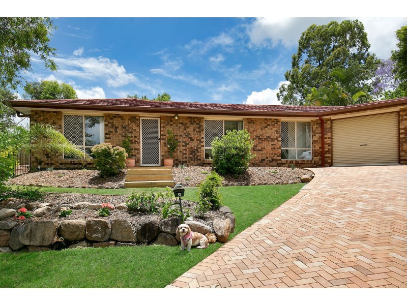 8 Leilani Court, Carina QLD 4152