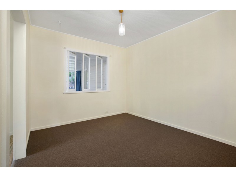 60 Nurstead Street, Camp Hill QLD 4152