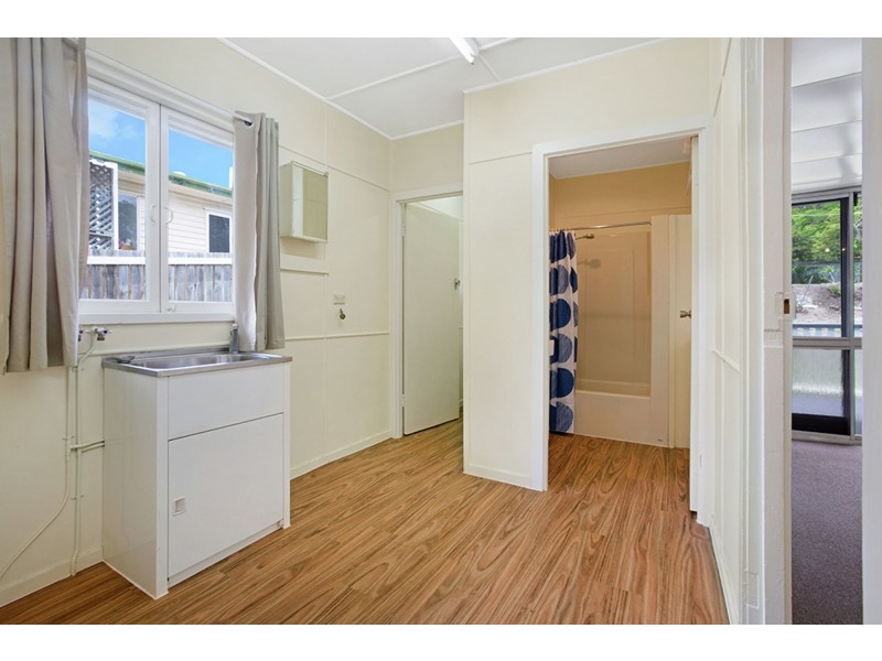 60 Nurstead Street, Camp Hill QLD 4152