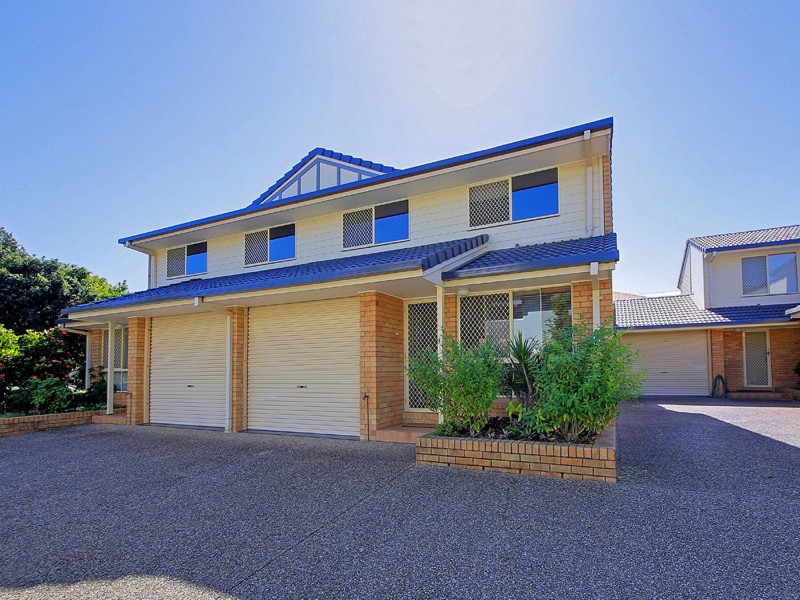 2/107 Adelaide Street, Carina QLD 4152