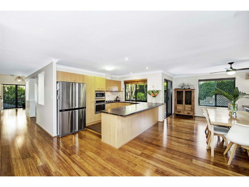 22 Balmoral Place, Forest Lake QLD 4078