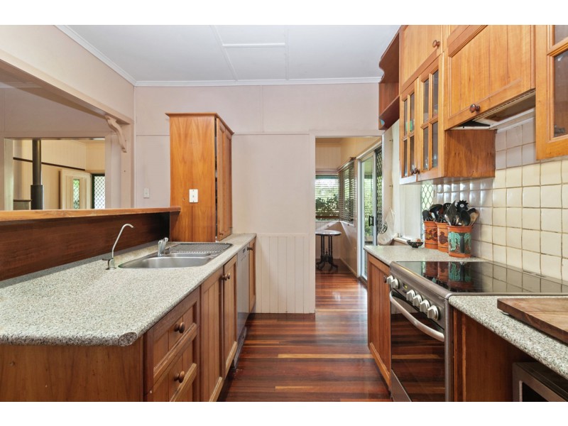 12 Boorogari Place, Petrie QLD 4502