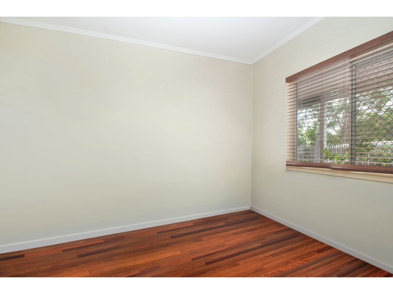 12 Boorogari Place, Petrie QLD 4502