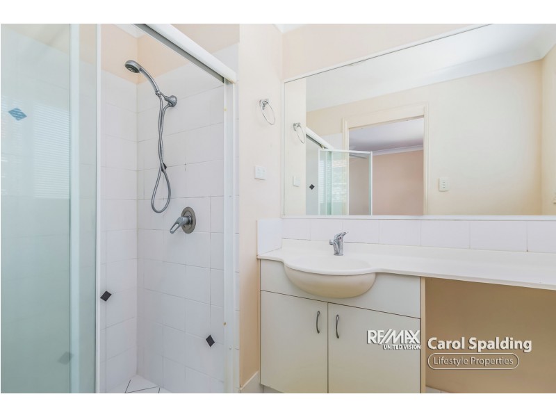 24 Charlotte Street, Carina QLD 4152