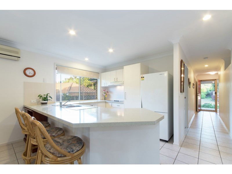 23 Mitchell Place, Belmont QLD 4153
