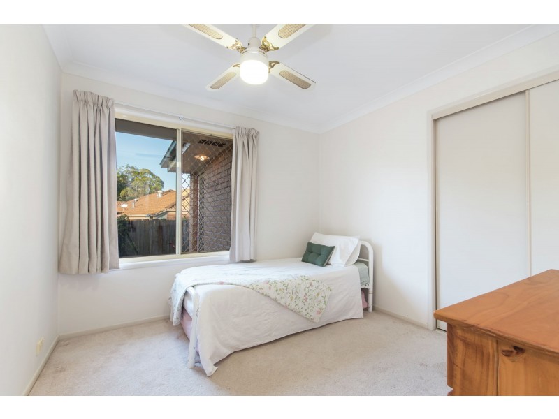 23 Mitchell Place, Belmont QLD 4153