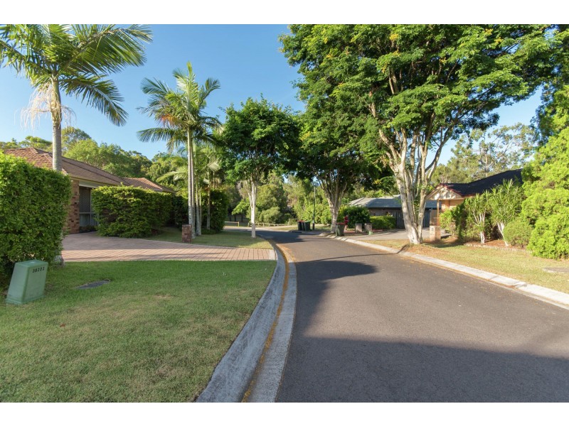 23 Mitchell Place, Belmont QLD 4153