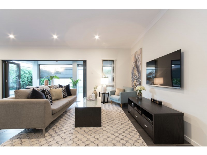 4 Beard Place, Wellington Point QLD 4160