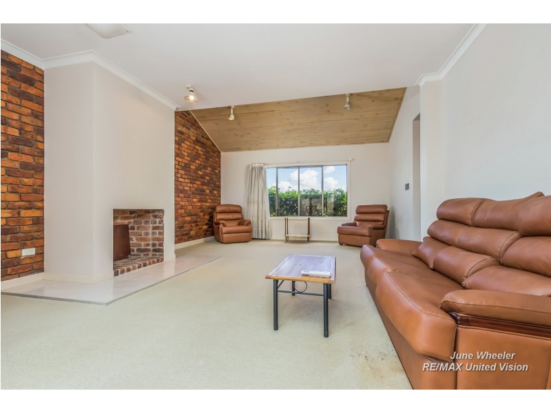 44 Bridgnorth Street, Carindale QLD 4152