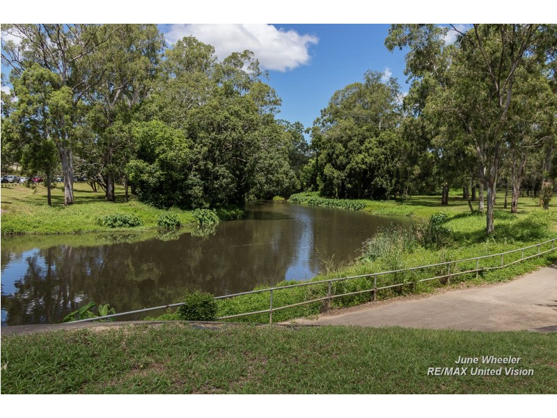 44 Bridgnorth Street, Carindale QLD 4152