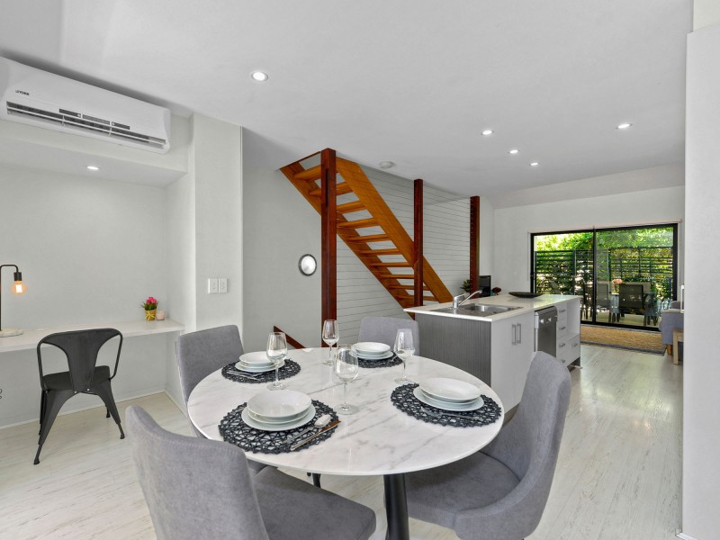 5/255 Cavendish Road, Coorparoo QLD 4151