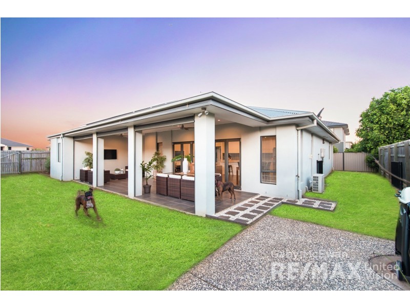 4 Beard Place, Wellington Point QLD 4160