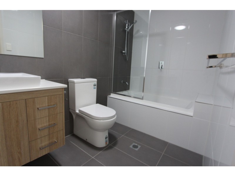 4 75 Salonica Road, Carina Heights QLD 4152