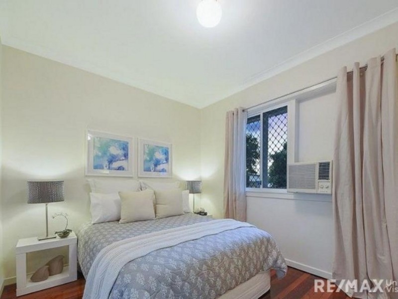 17 Ellamark Street, Banyo QLD 4014