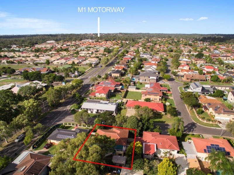 3 Eynsford Street, Carindale QLD 4152