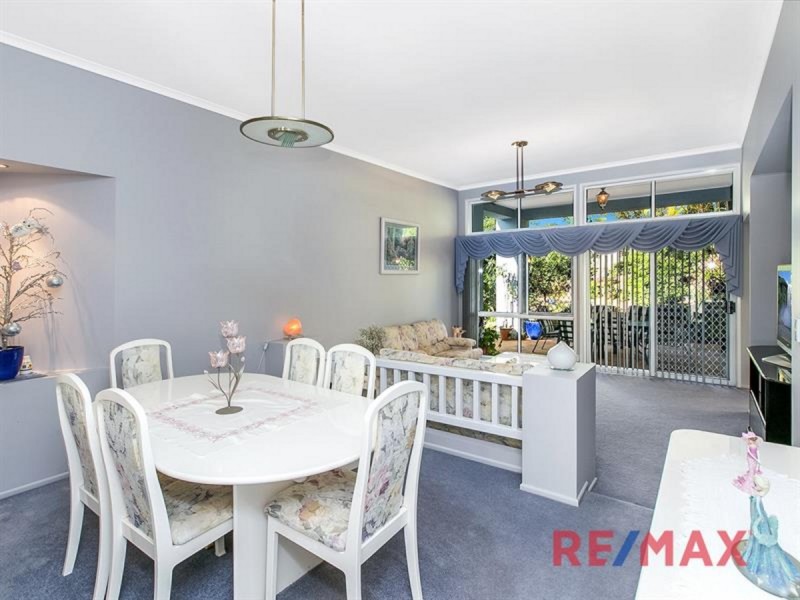 26 Cotswold Place, Wishart QLD 4122