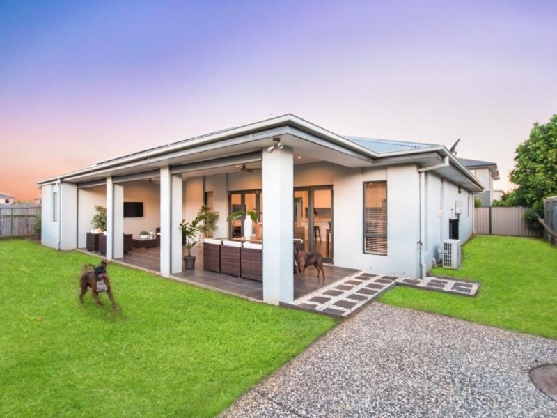 4 Beard Place, Wellington Point QLD 4160