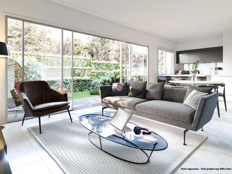 100-102 Pembroke Street, Carina QLD 4152