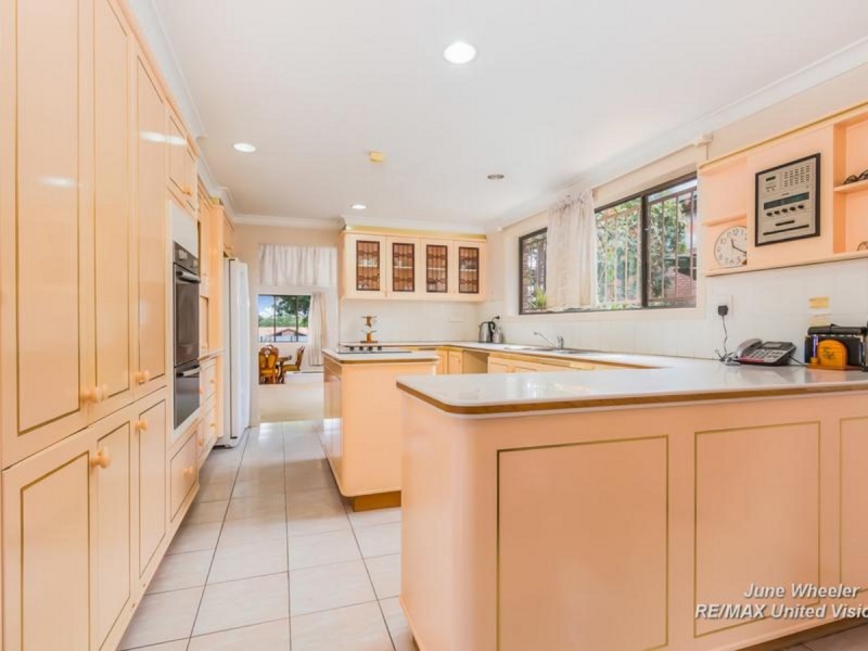 44 Bridgnorth Street, Carindale QLD 4152