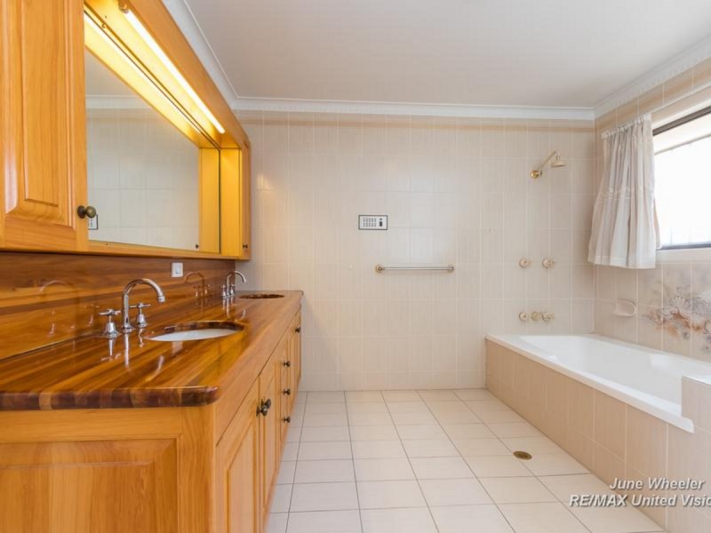 44 Bridgnorth Street, Carindale QLD 4152