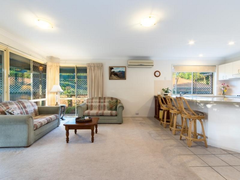 23 Mitchell Place, Belmont QLD 4153