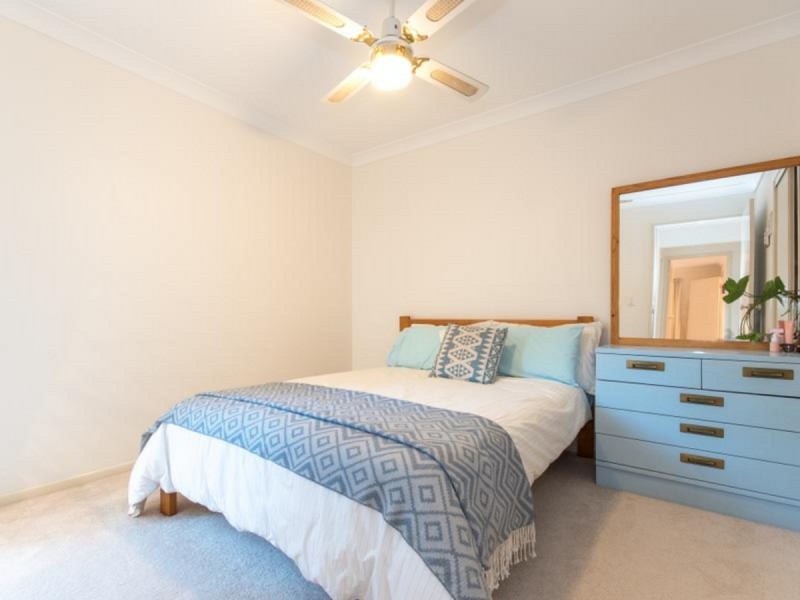 23 Mitchell Place, Belmont QLD 4153