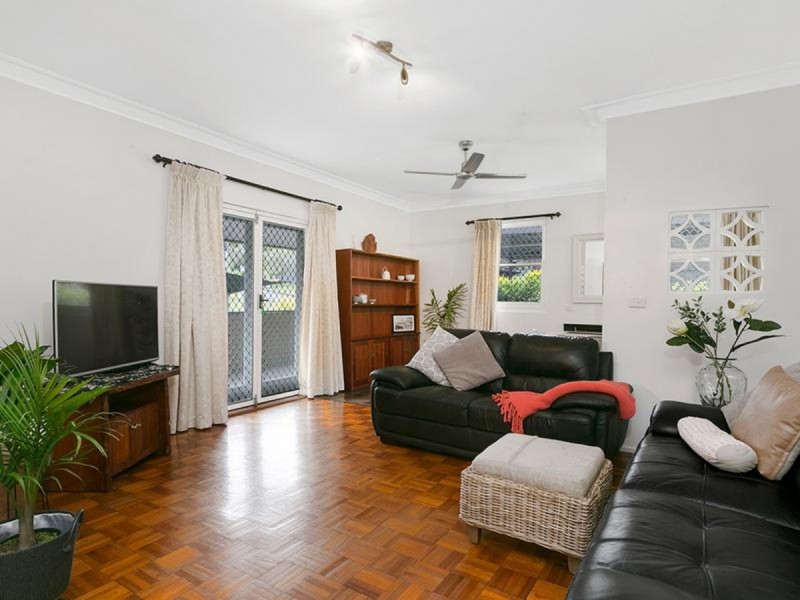 4 Gilwell Street, Carina QLD 4152