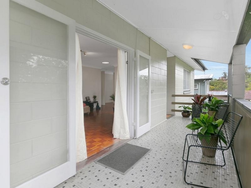 4 Gilwell Street, Carina QLD 4152