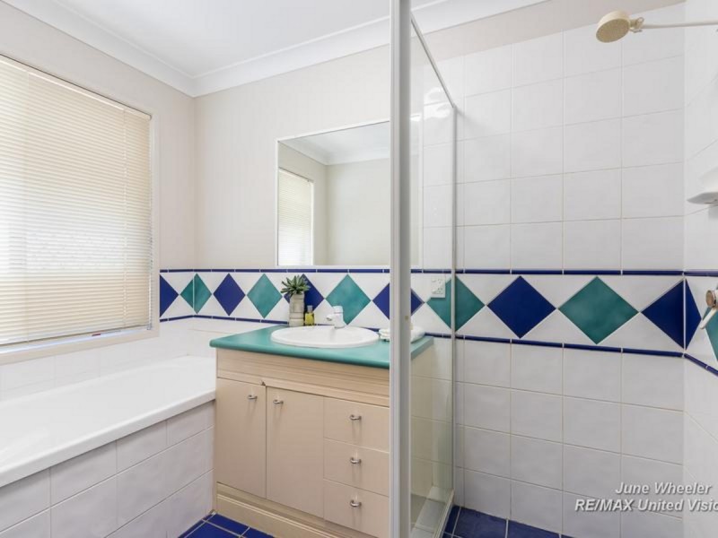 12 Turubul Crescent, Carindale QLD 4152