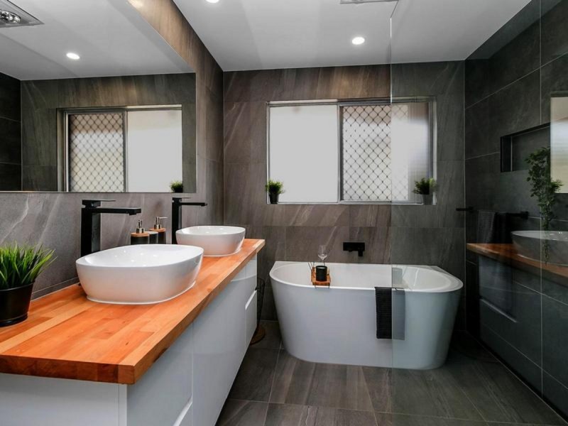 46 Luprena Street, Mansfield QLD 4122