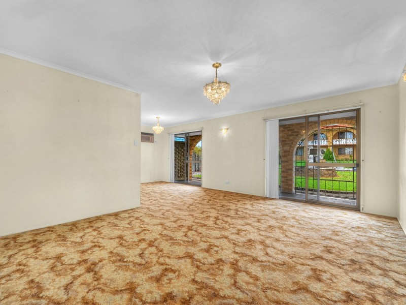 29 Banwell Crescent, Carindale QLD 4152