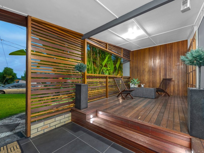 42 Chater Street, Carina QLD 4152