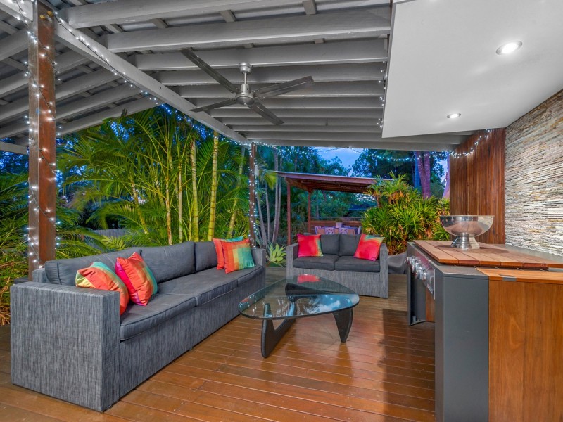 42 Chater Street, Carina QLD 4152