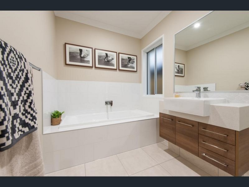 Lot 8 36 Hereford Crescent, Carindale QLD 4152