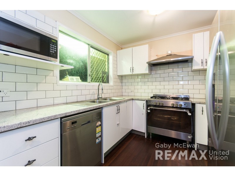 62 Winston Road, Sheldon QLD 4157
