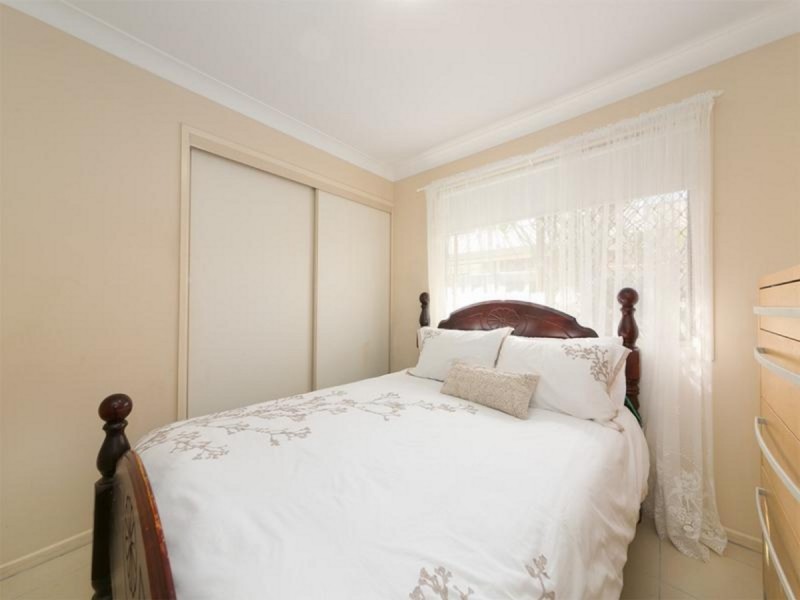 8 Olivia Drive, Carina Heights QLD 4152