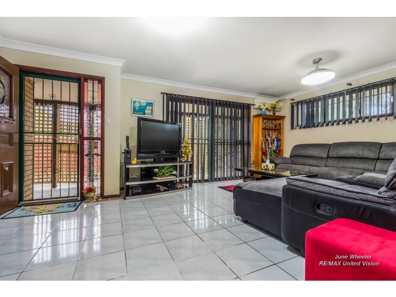 16 Thorne Street, Carina QLD 4152