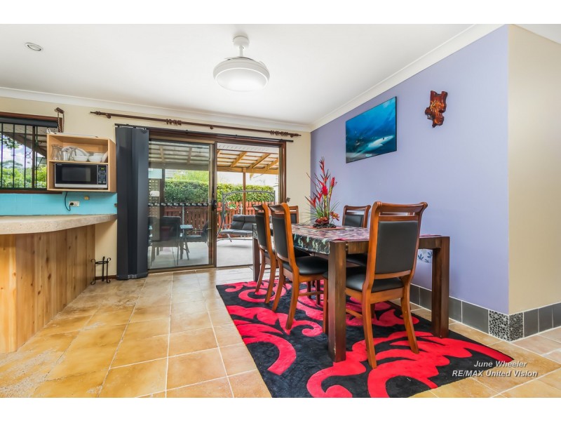 16 Thorne Street, Carina QLD 4152