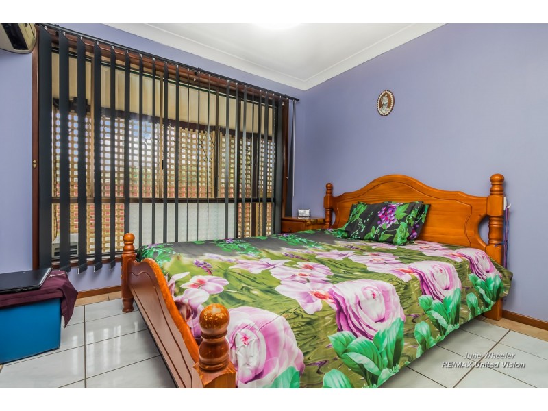 16 Thorne Street, Carina QLD 4152