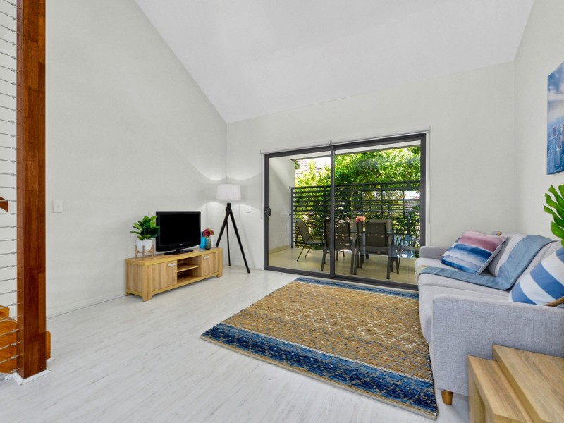 5/255 Cavendish Road, Coorparoo QLD 4151