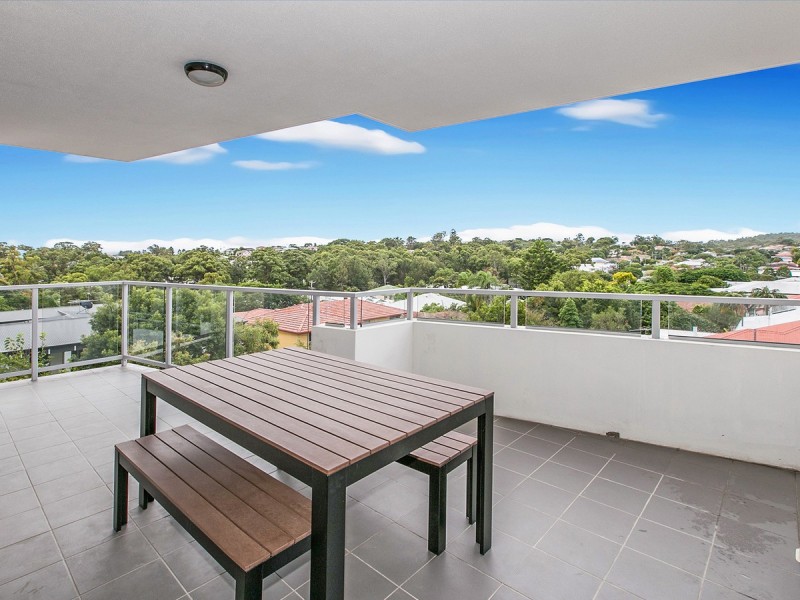 10/908 Logan Road, Holland Park West QLD 4121