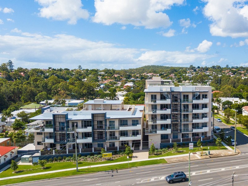 10/908 Logan Road, Holland Park West QLD 4121