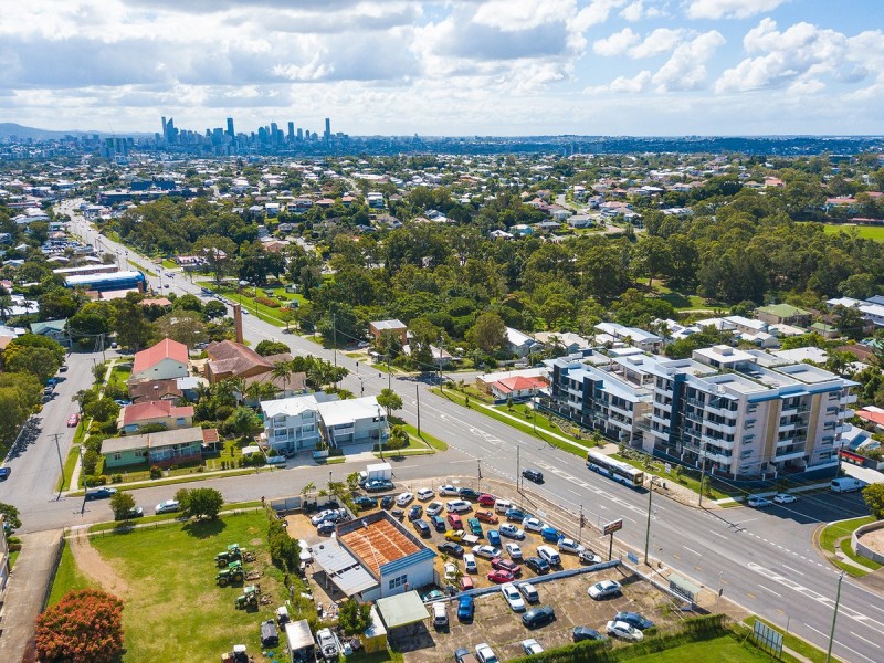 10/908 Logan Road, Holland Park West QLD 4121