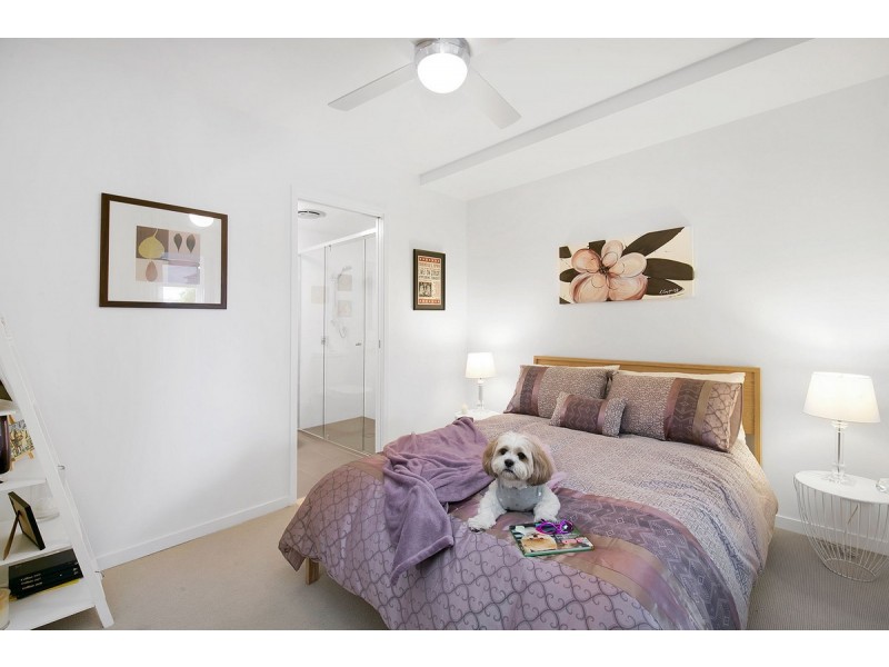 2/28 Northcliffe Street, Murarrie QLD 4172