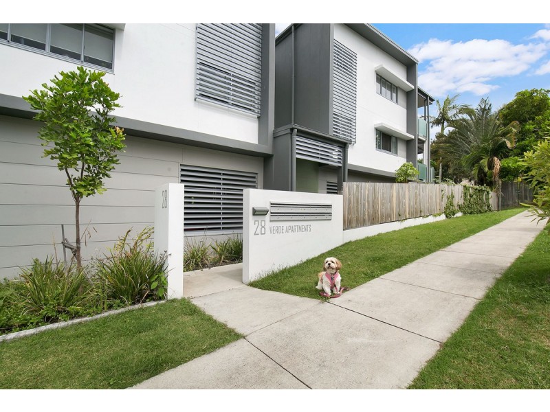 2/28 Northcliffe Street, Murarrie QLD 4172