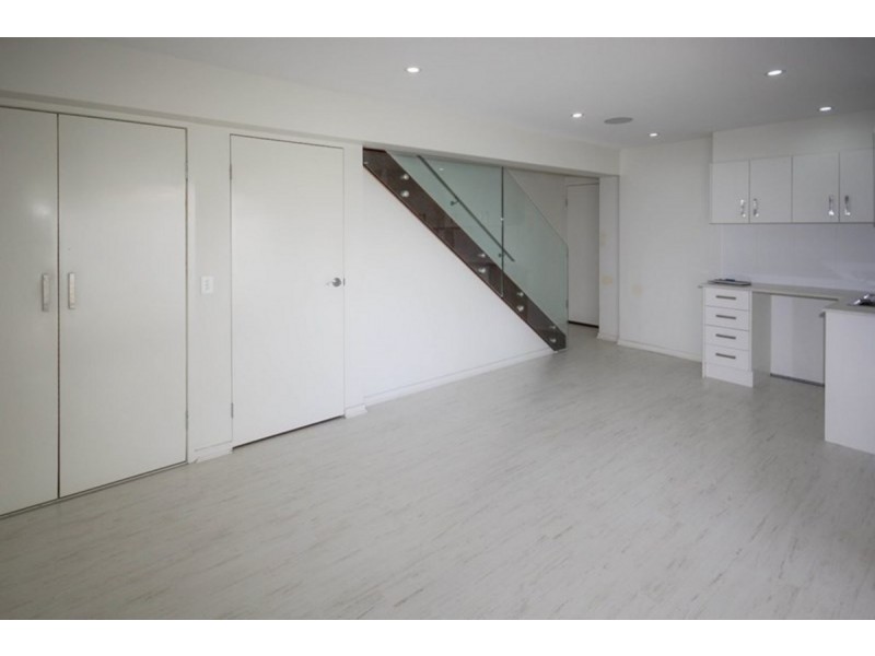 7/255 Cavendish Road, Coorparoo QLD 4151