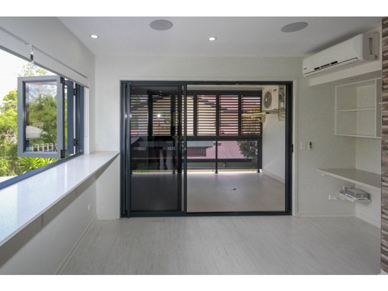 7/255 Cavendish Road, Coorparoo QLD 4151